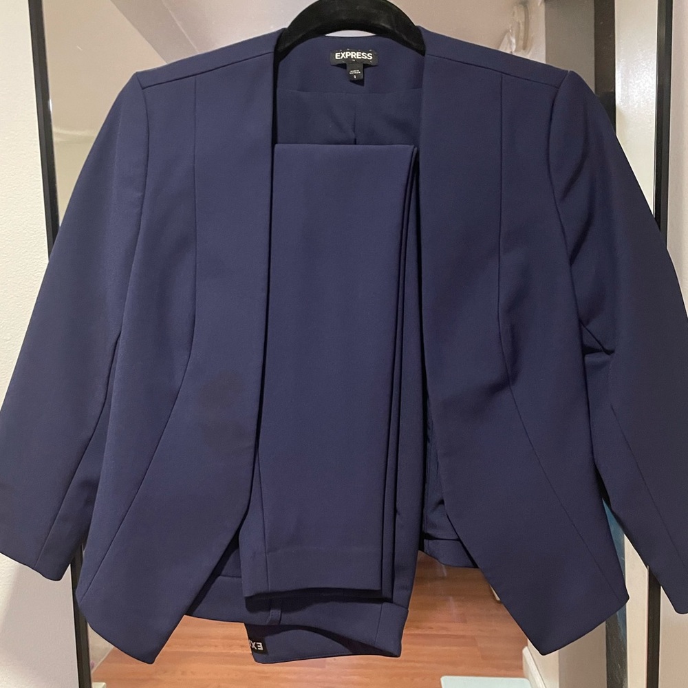 EXPRESS Matching Blazer & Pant Suit